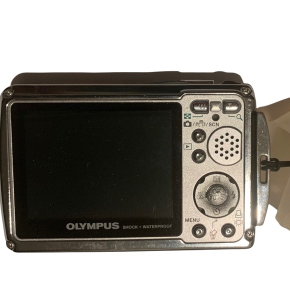 🎉2time HP🎉CAMERA Olympus Stylus 725 SW 7.1 MP Digital water. Underwater Camera